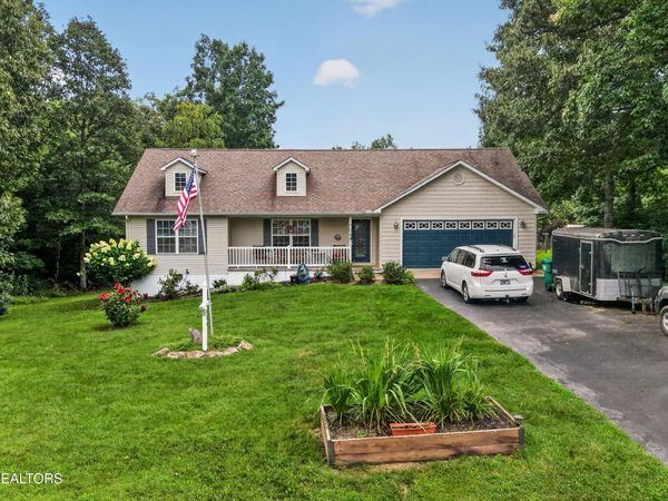 1044 Ackia Drive, Crossville, TN 38572