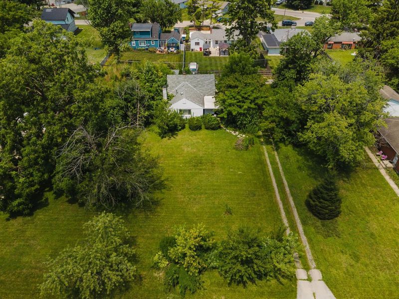 3328 Woodlawn Avenue , Grove City, OH 43123 Photo 6