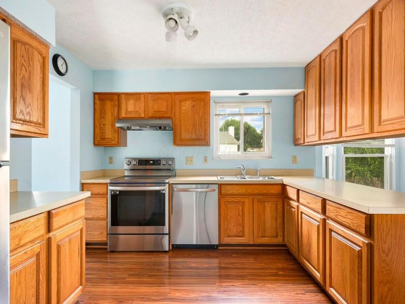 3226 Tumwater Valley Drive, Pickerington, OH 43147 Photo 10