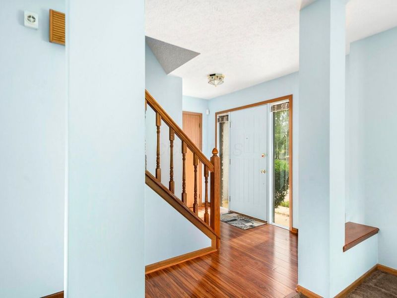 3226 Tumwater Valley Drive, Pickerington, OH 43147 Photo 2