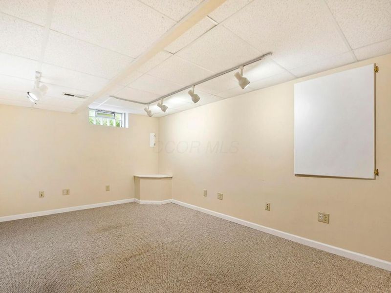 3226 Tumwater Valley Drive, Pickerington, OH 43147 Photo 33
