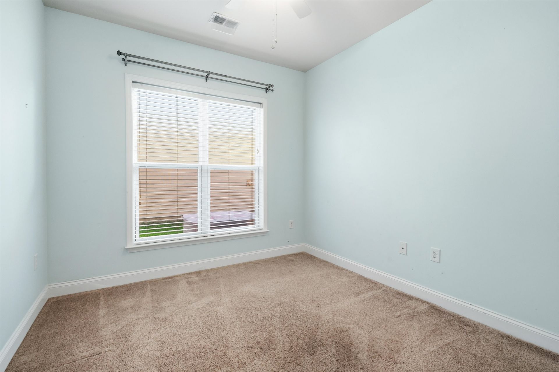 2513 Greenbank Dr.  Photo 32