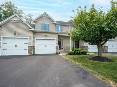 155 Slate Bottom Drive , Depew, NY 14043
