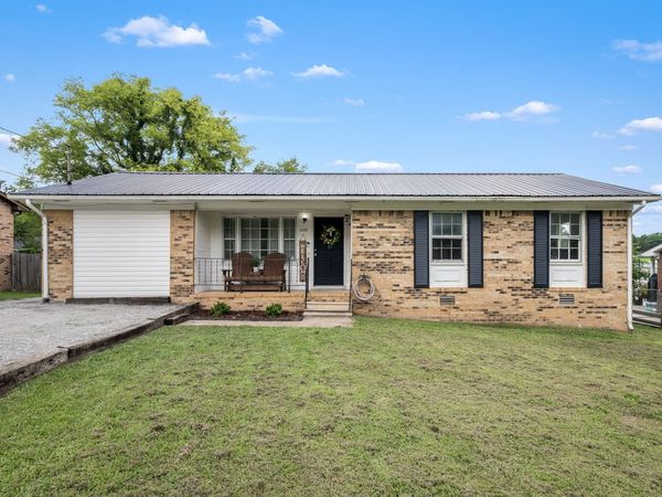 335 Maplewood Dr , Shelbyville, TN 37160