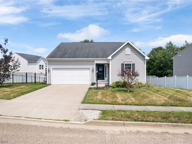 880 Starr Ridge Street SE, Massillon, OH 44646