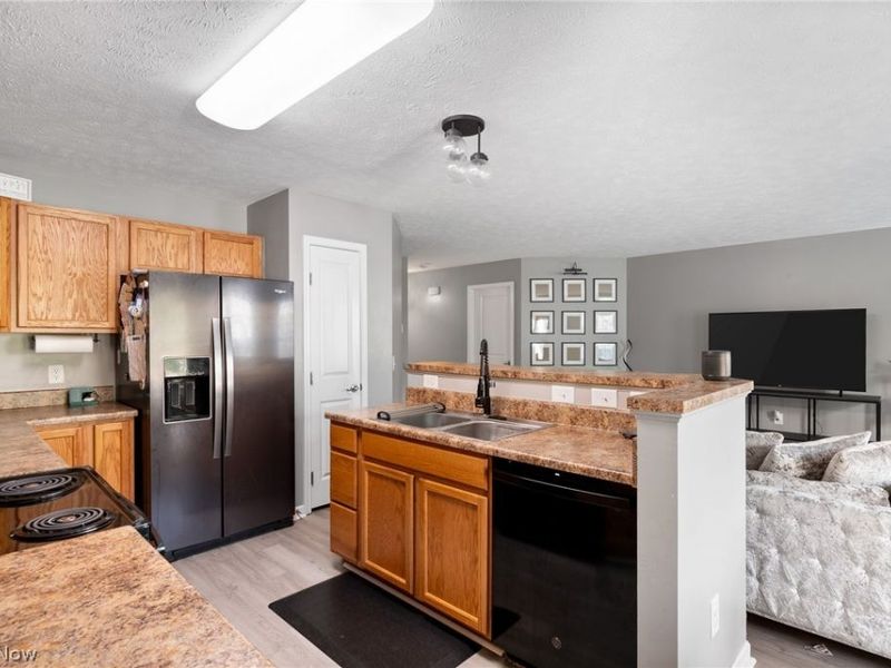 880 Starr Ridge Street SE, Massillon, OH 44646 Photo 11
