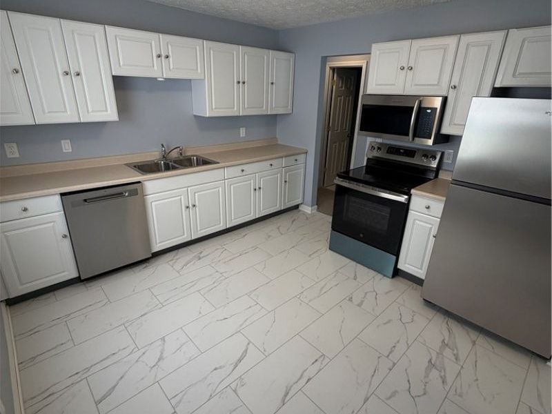 3718 Indian Run Drive, Unit 2, Canfield, OH 44406 Photo 7