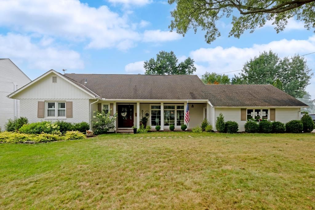 859 Country Club Lane, Ashland, OH 44805 Main Photo