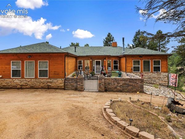 185 Bear Lake Circle, Divide, CO 80814