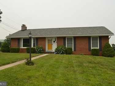 328 ANTIETAM DRIVE, WAYNESBORO, PA 17268