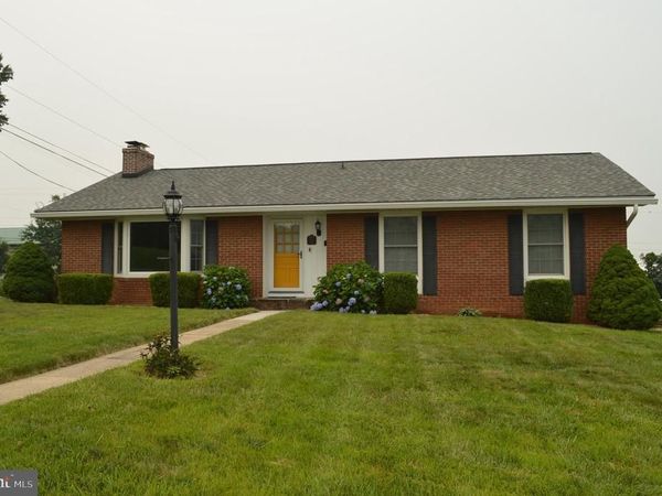 328 ANTIETAM DRIVE, WAYNESBORO, PA 17268