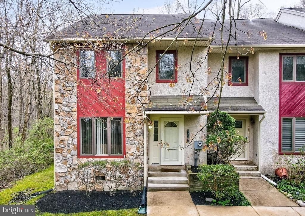 330 WESTBRIAR DRIVE, MEDIA, PA 19063