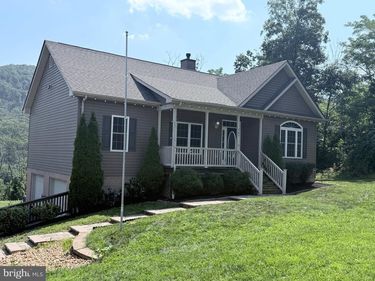 737 LOWER VALLEY ROAD, STRASBURG, VA 22657