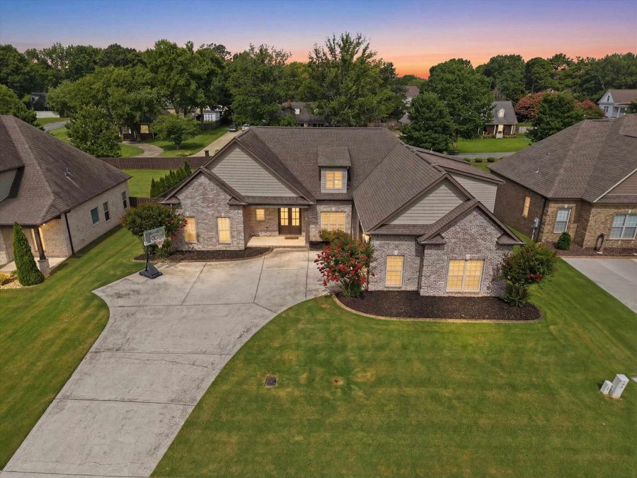 Property Image 1