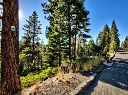 1952 Apalachee Drive, South Lake Tahoe, CA 96150 Photo