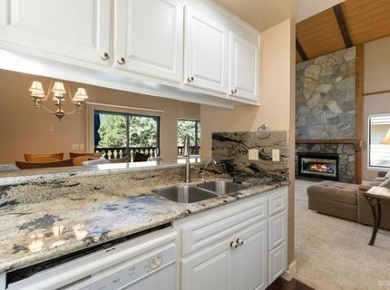 1254 Timber Lane, South Lake Tahoe, CA 96150 Photo