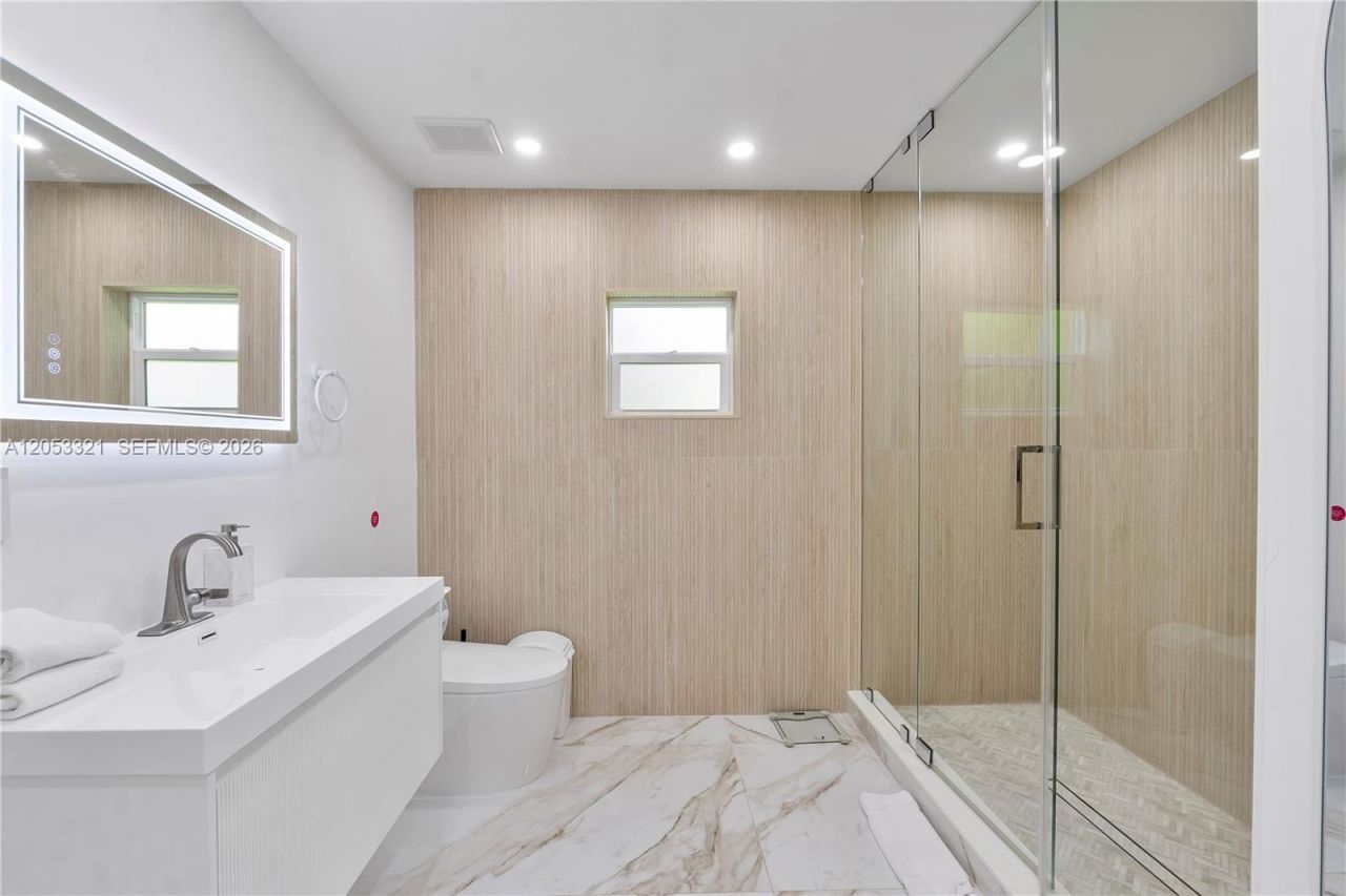 3261 Seaward Dr, Unit 3261, Lauderdale by the Sea, FL 33062 Photo