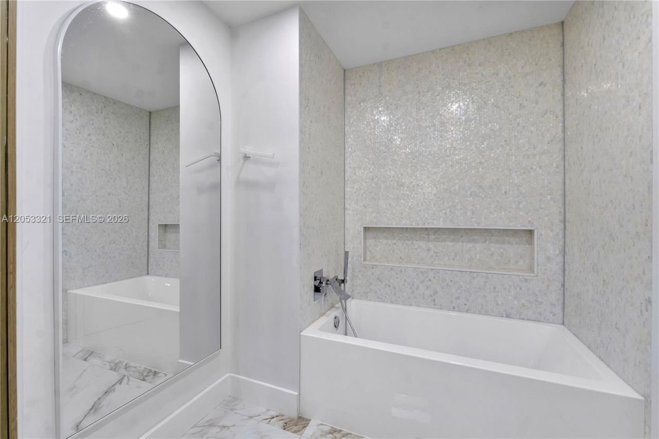 3261 Seaward Dr, Unit 3261, Lauderdale by the Sea, FL 33062 Photo