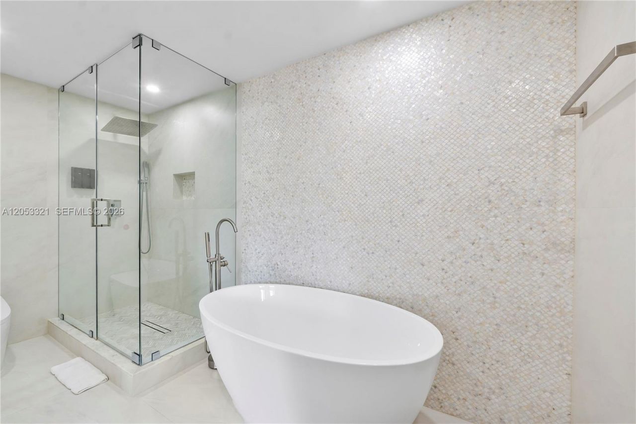 3261 Seaward Dr, Unit 3261, Lauderdale by the Sea, FL 33062 Photo