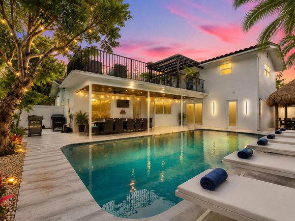 3261 Seaward Dr, Unit 3261, Lauderdale By The Sea, FL 33062