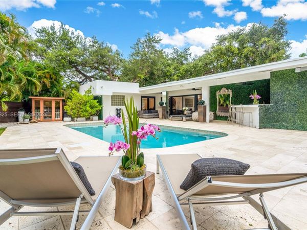 19130 NE 21st Ave , North Miami Beach, FL 33179