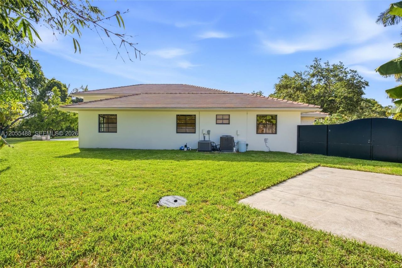 16960 SW 74th Ct , Palmetto Bay, FL 33157 Photo