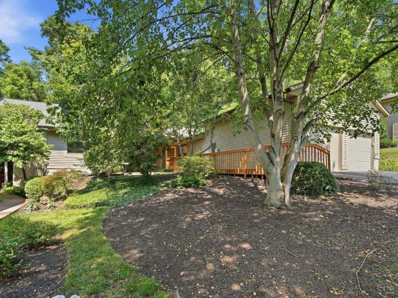 143 Miami Lakes Drive, Milford, OH 45150 Photo 1