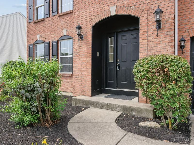 105 Stablewatch Court, Monroe, OH 45050 Photo 4
