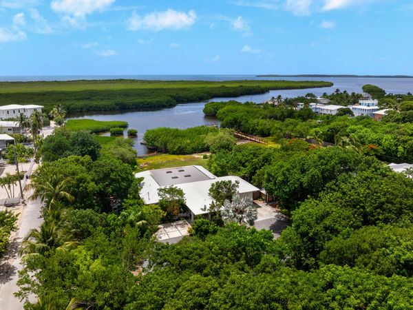 120 S Coco Plum Road, KEY LARGO, FL 33037