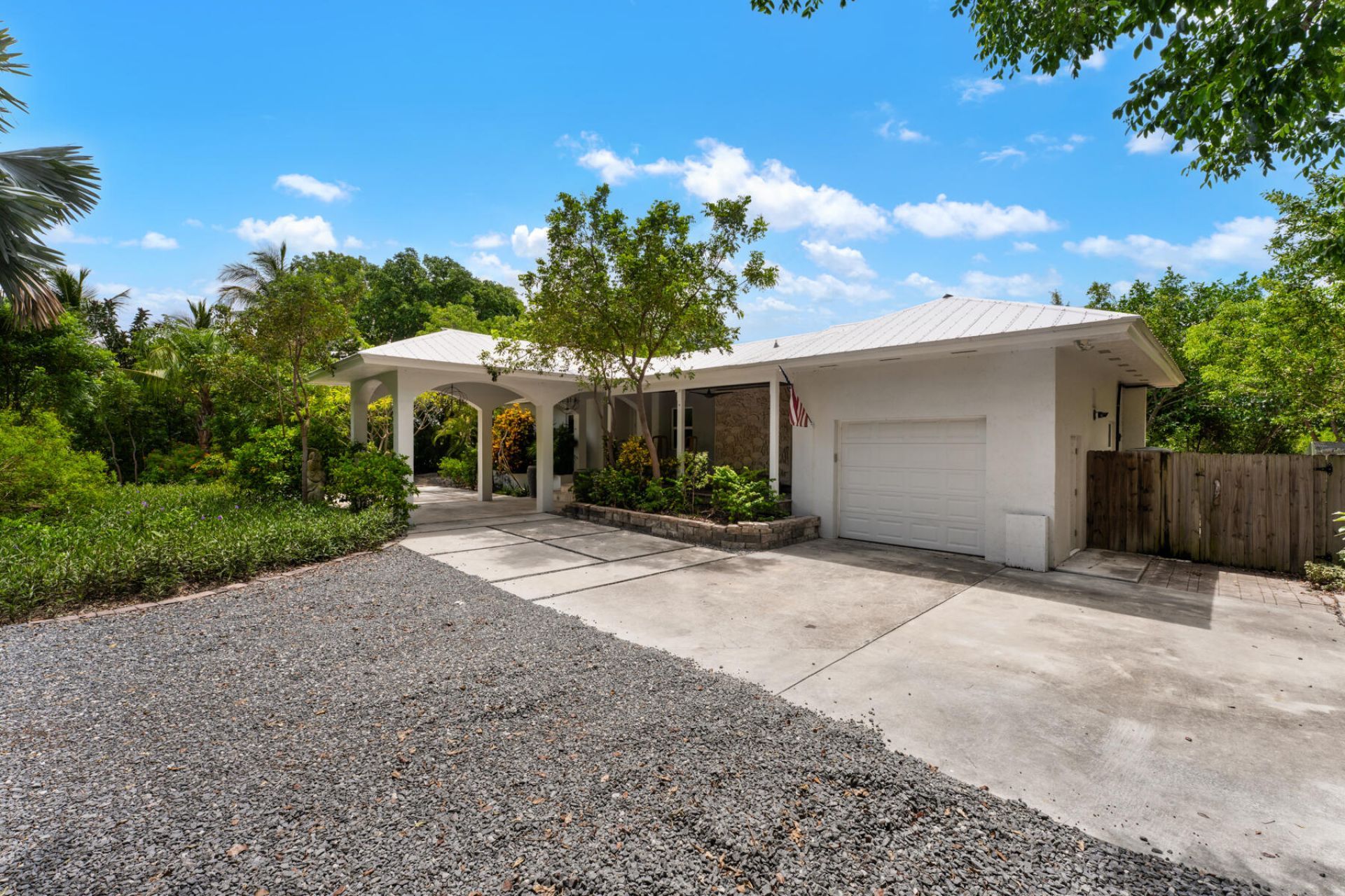 120 S Coco Plum Road, Key Largo, FL 33037 Photo