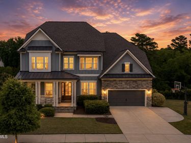 7504 Banksiana Way, Raleigh, NC 27613