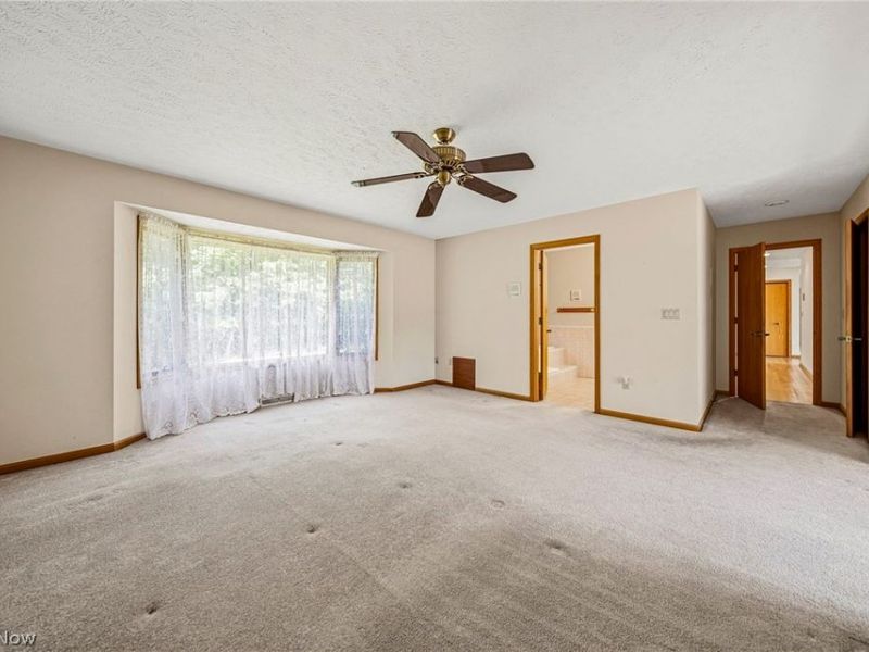 2898 Oakwood Drive, Willoughby Hills, OH 44094 Photo 20
