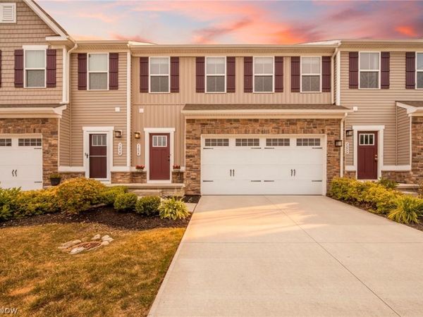 7230 Hillsview Drive, Concord Twp, OH 44077