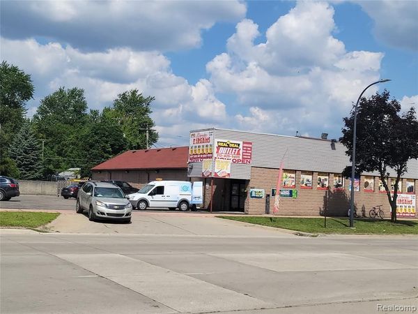 4650 S Beech Daly Street , Dearborn Heights, MI 48125