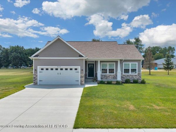 545 W Wildwood Drive, Owosso, MI 48867
