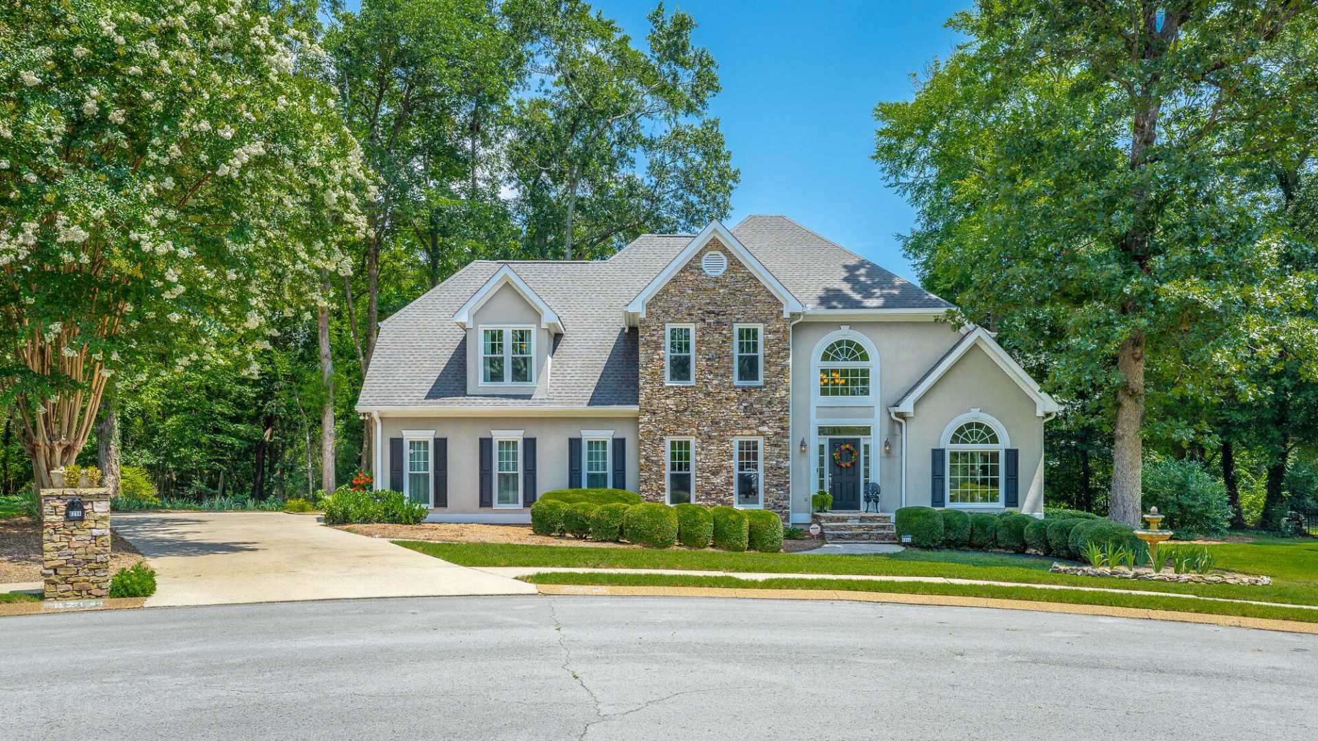 6214 Saint Andrews Way, Hixson, TN 37343 Main Photo