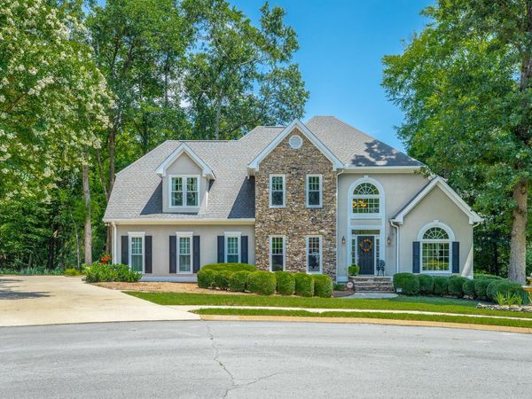 6214 Saint Andrews Way, Hixson, TN 37343