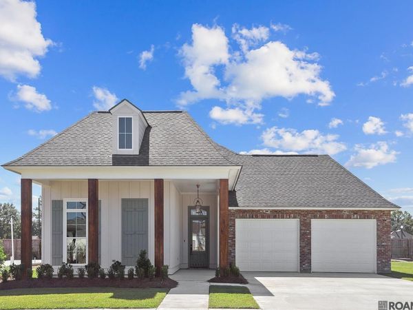 38217 Meadow Rue Dr, Prairieville, LA 70769