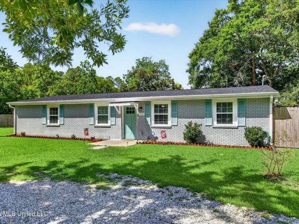 259 Trout Street, Waveland, MS 39576