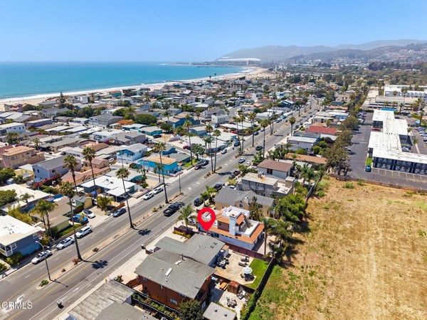 2263 Pierpont Boulevard , Ventura, CA 93001