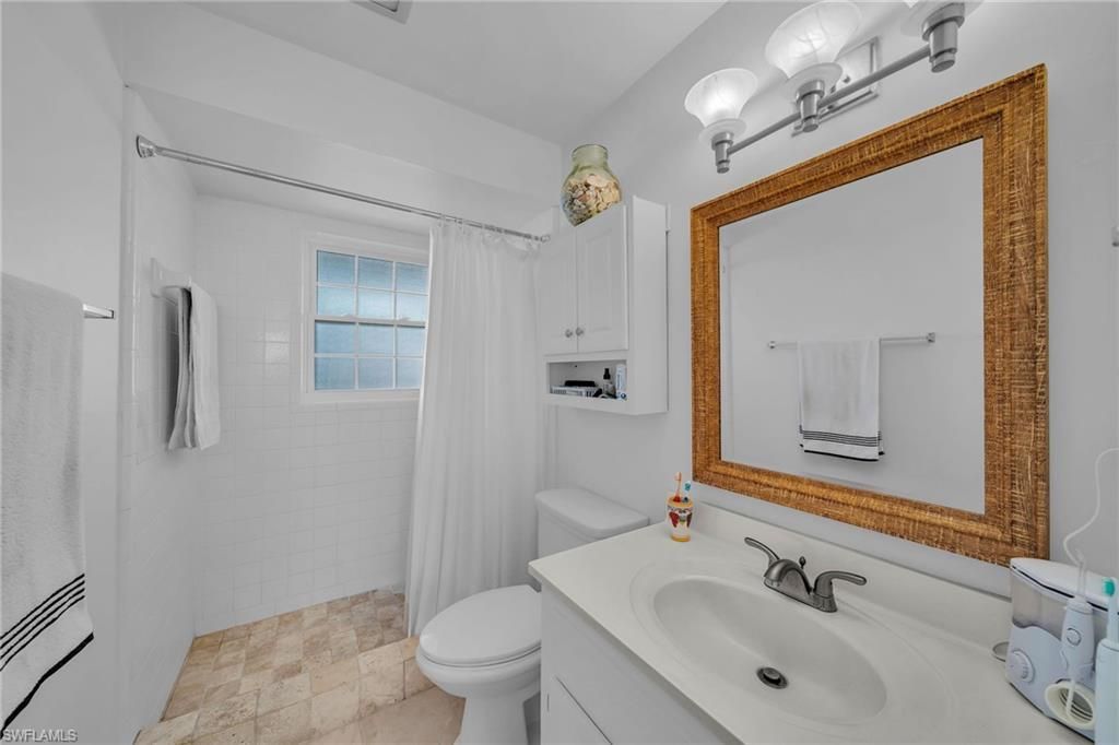 13540 Stratford Place Cir, Unit 202, Fort Myers, FL 33919 Photo