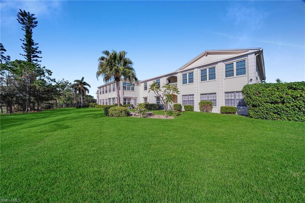 13540 Stratford Place Cir, Unit 202, Fort Myers, FL 33919 Photo
