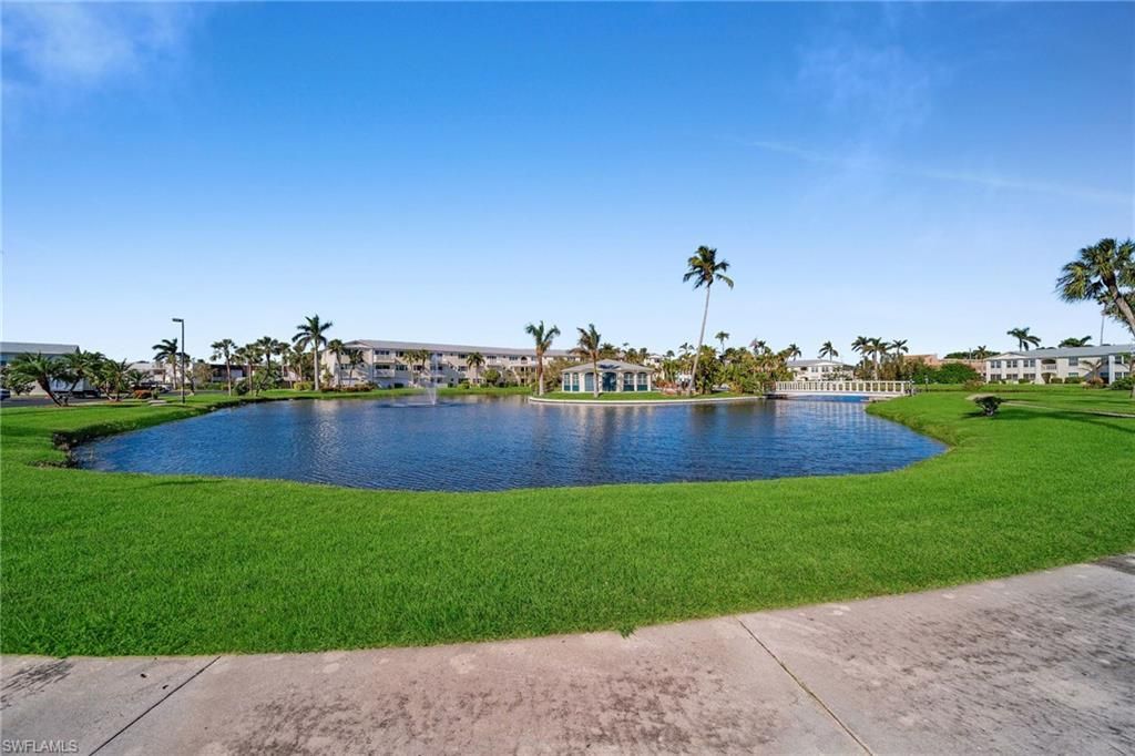 13540 Stratford Place Cir, Unit 202, Fort Myers, FL 33919 Photo