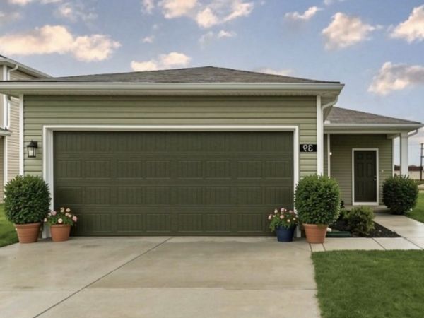 18 Stonehenge Circle NW, Manchester, TN 37355