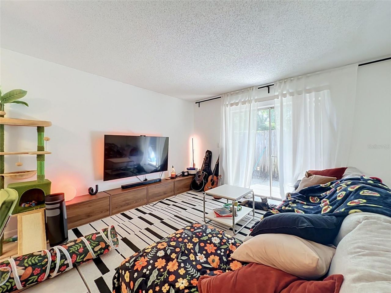 2407 Newberry Street, Unit 6, Orlando, FL 32806 Photo