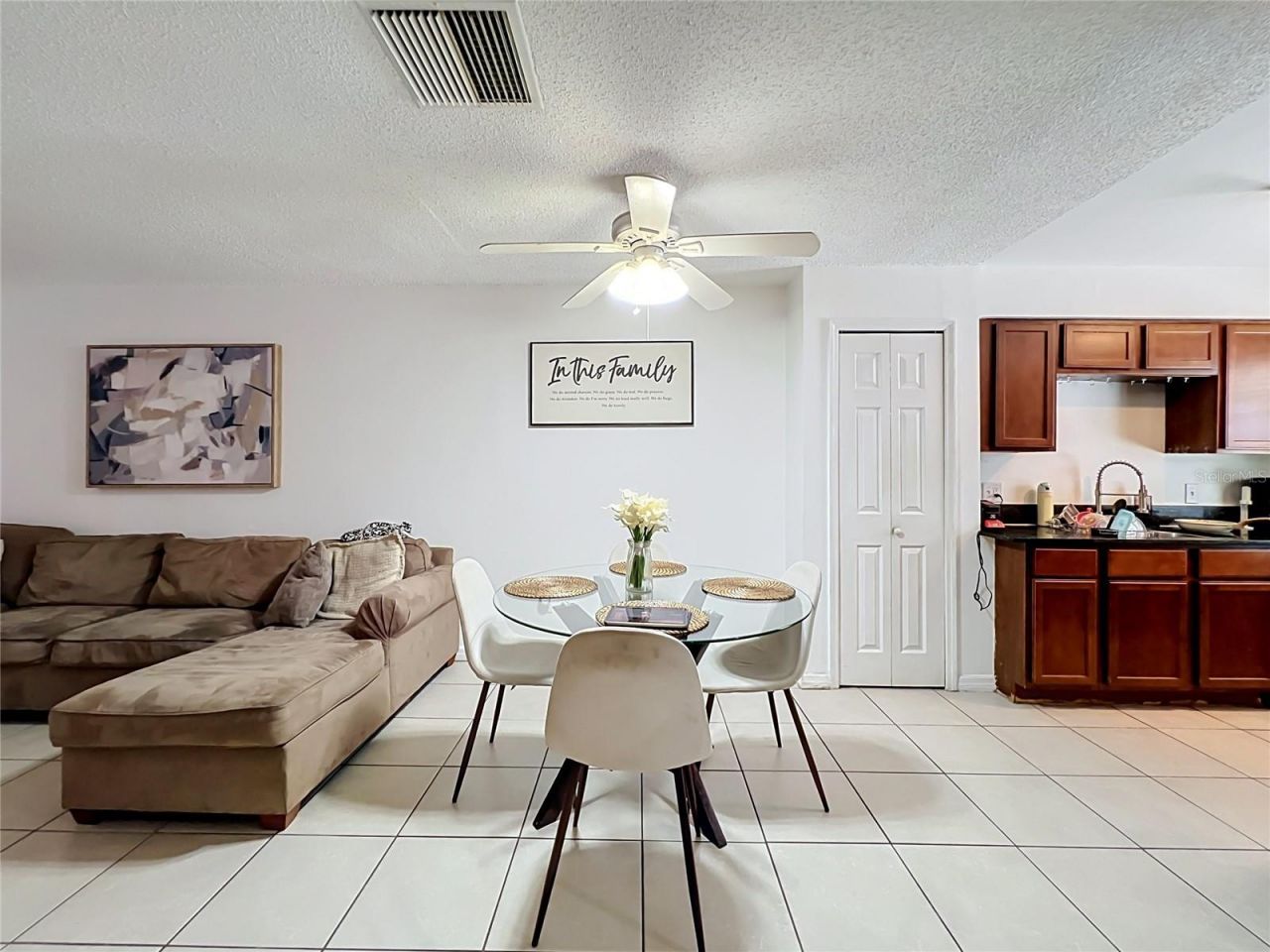 2407 Newberry Street, Unit 6, Orlando, FL 32806 Photo