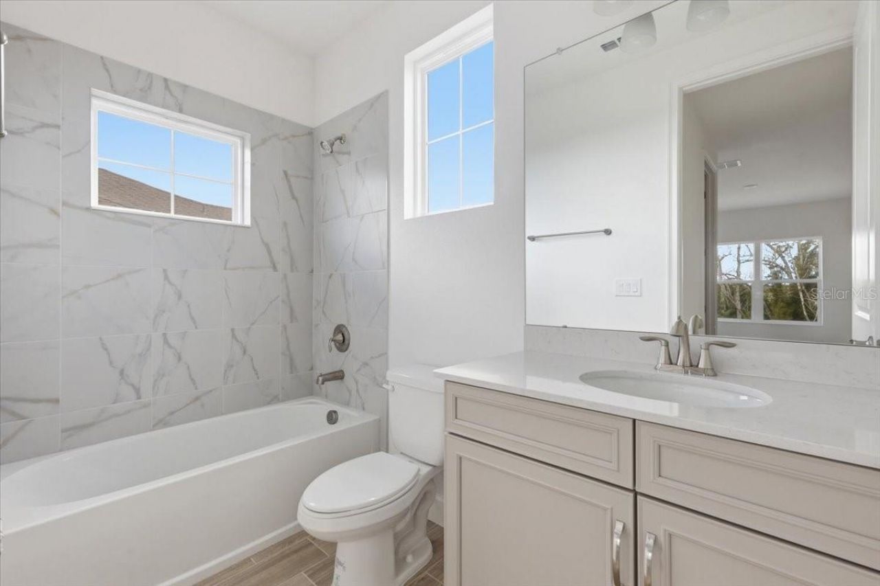 911 Signet Drive , Apollo Beach, FL 33572 Photo