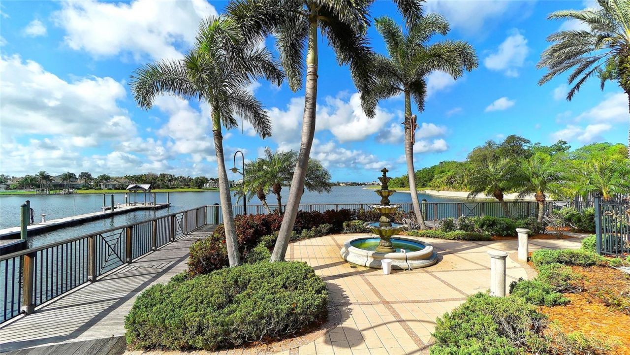 911 Signet Drive , Apollo Beach, FL 33572 Photo