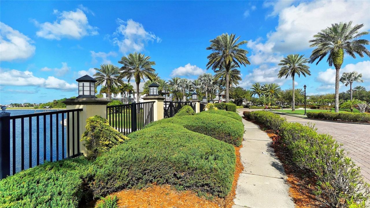 911 Signet Drive , Apollo Beach, FL 33572 Photo