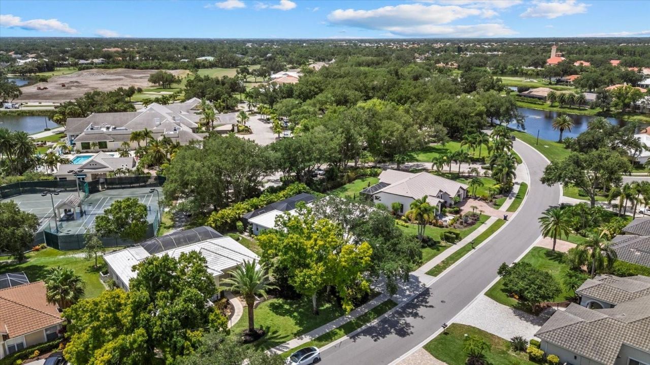 288 Venice Golf Club Drive, Venice, FL 34292 Photo